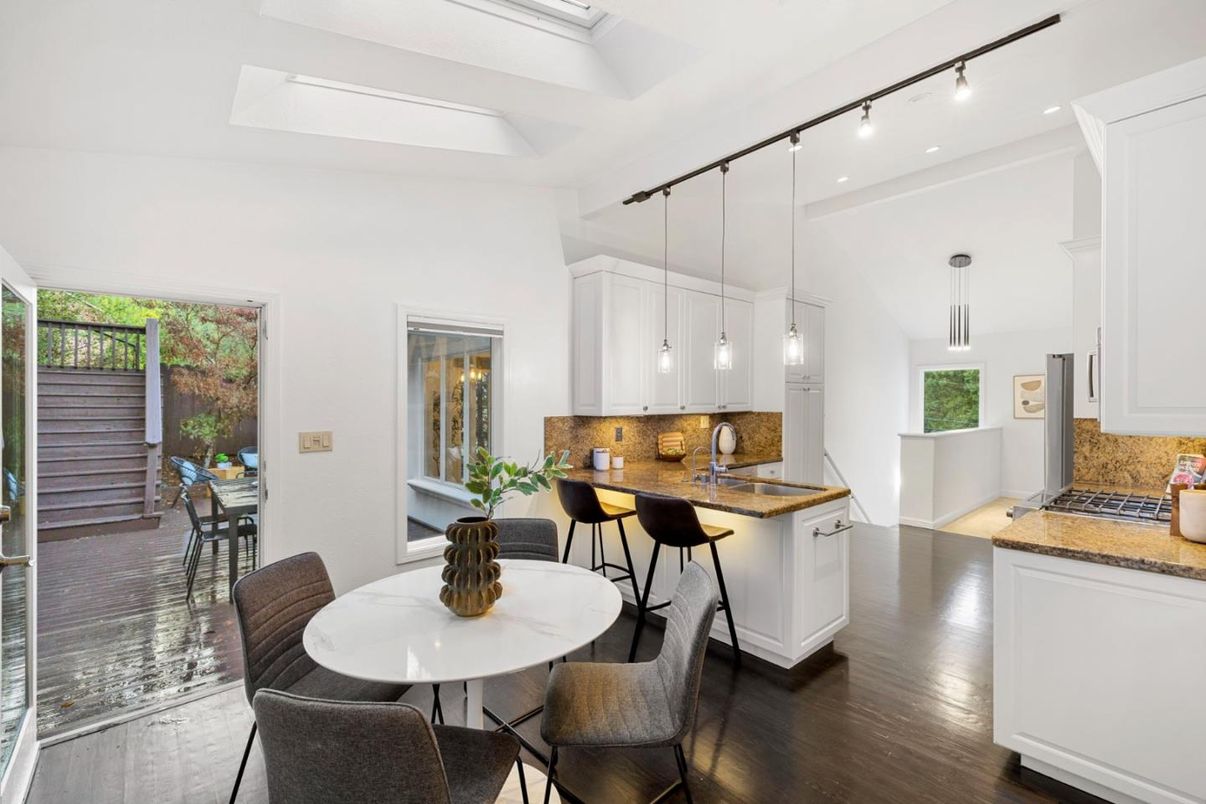 Dining room, Interior, Kitchen, Pendant Lights, Wood Texture Flooring