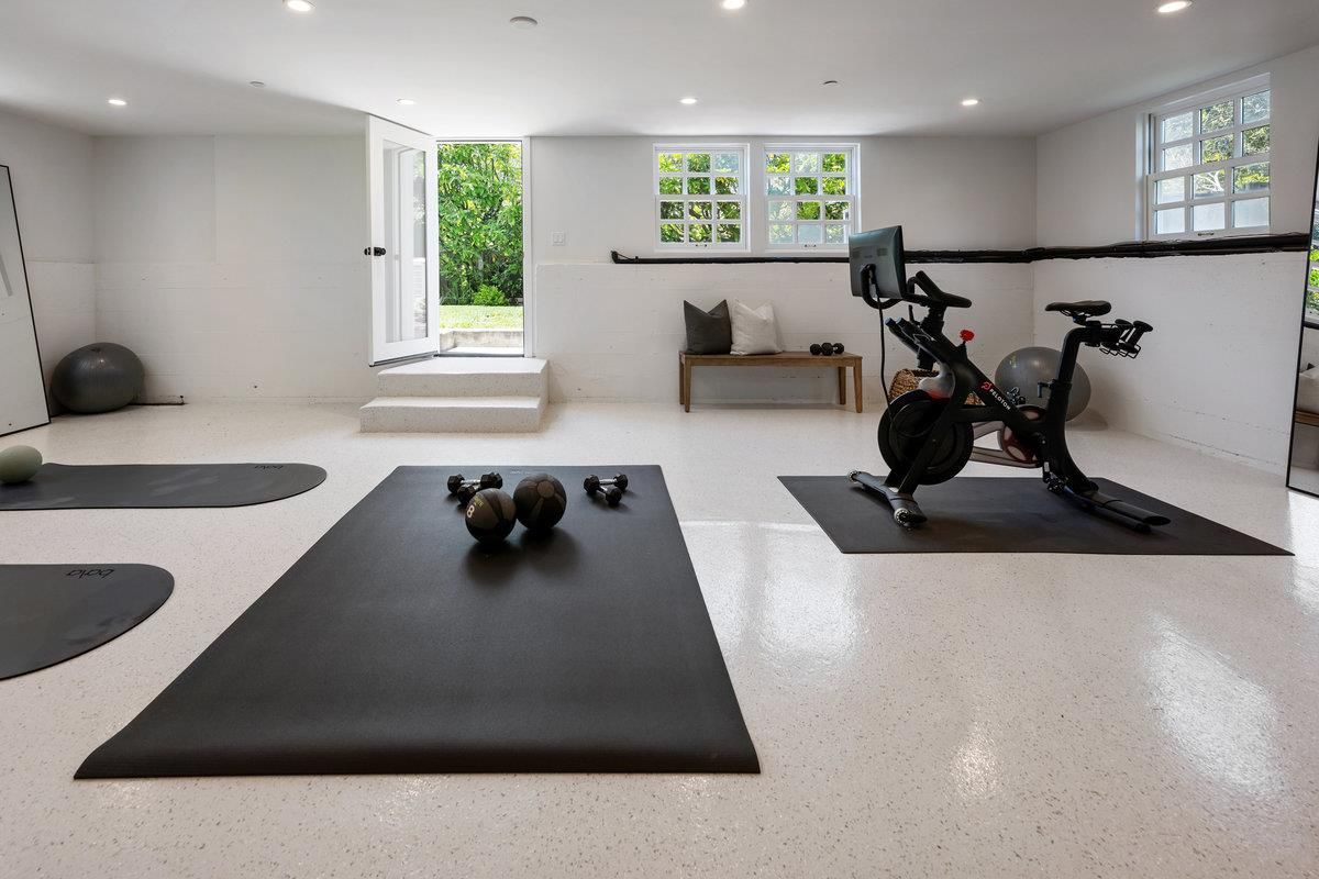 Fitness Equipment, Interior, Recessed Lighting