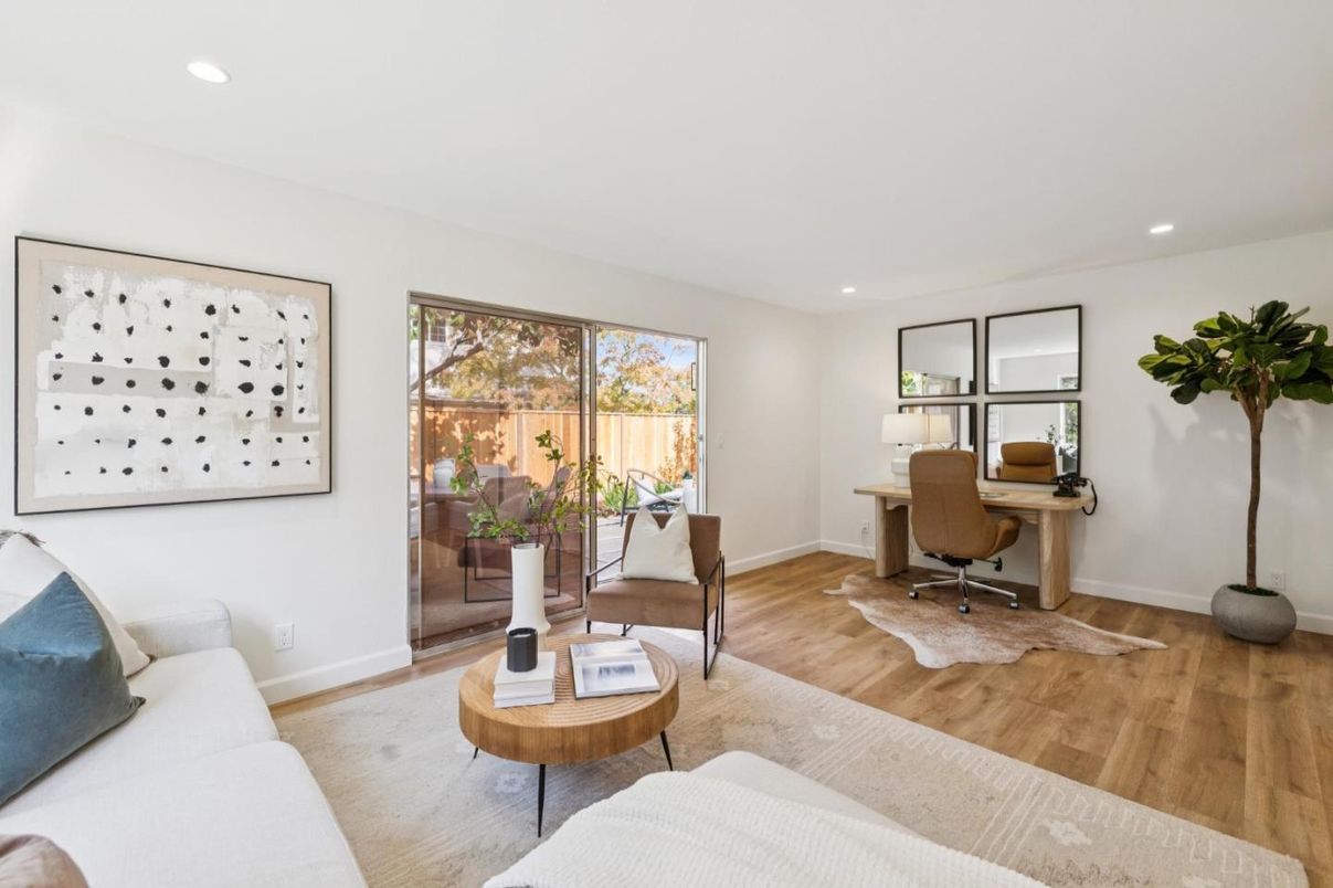 Home Office, Interior, Living room, Recessed Lighting, Wood Texture Flooring