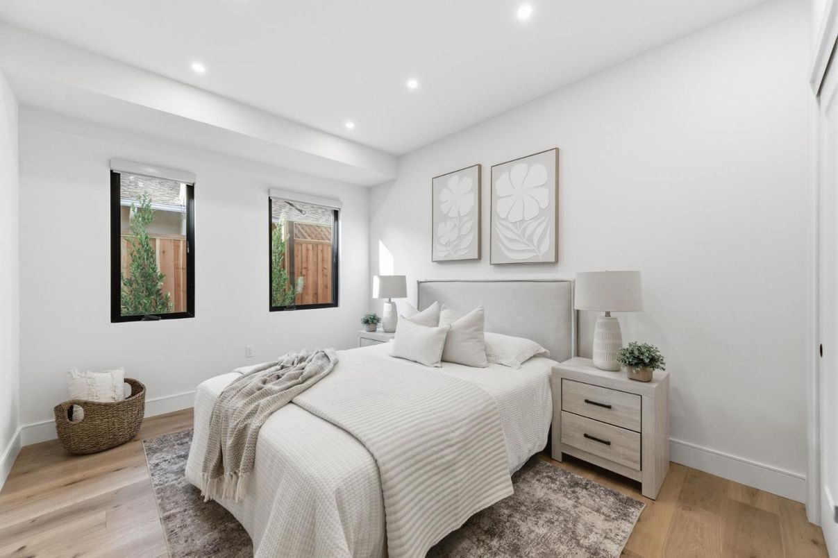 Bedroom, Interior, Recessed Lighting, Wood Texture Flooring