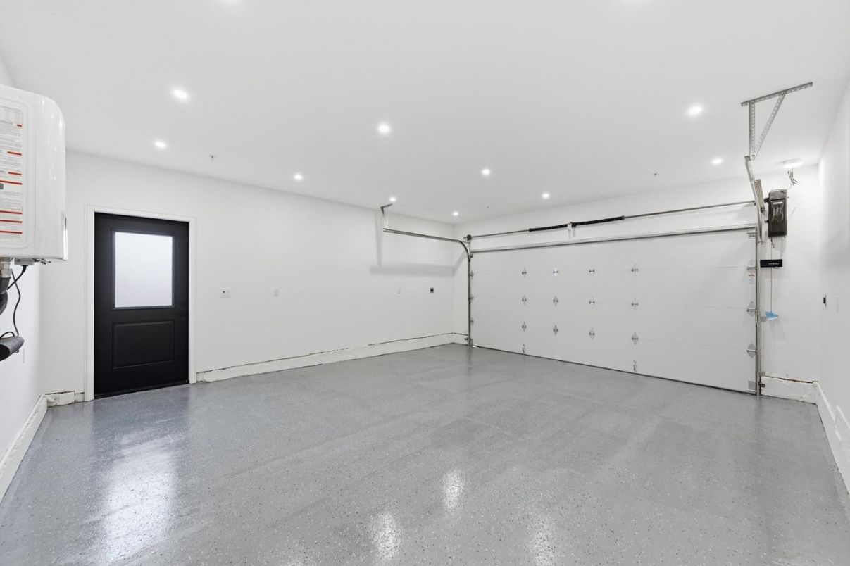Garage, Interior, Recessed Lighting