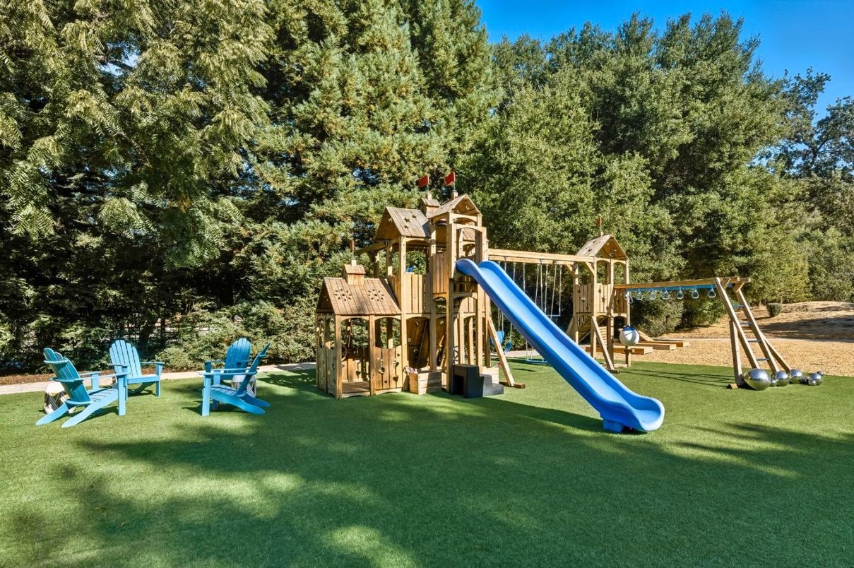 Backyard, Exterior, Playground