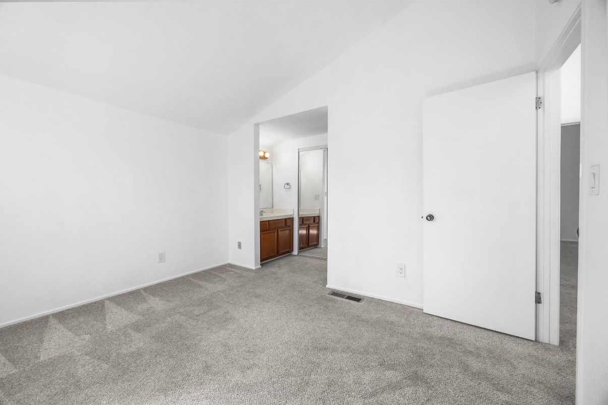 Bathroom, Empty room, Interior