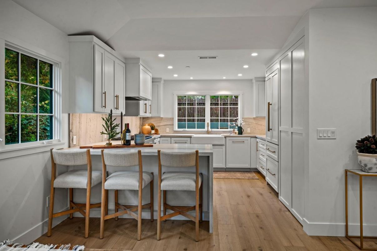 Interior, Kitchen, Recessed Lighting, Wood Texture Flooring