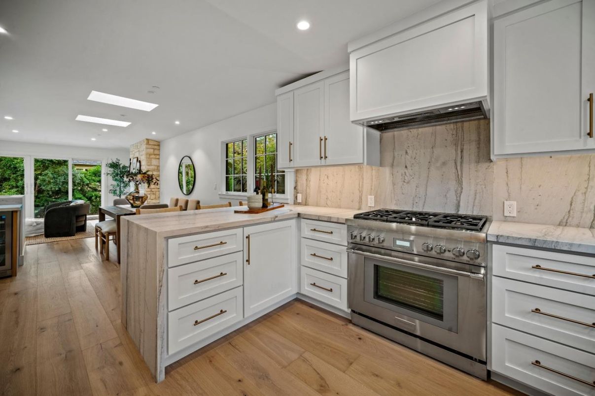 Interior, Kitchen, Living room, Marble Walls, Recessed Lighting, Stainless Steel Appliances, Wood Texture Flooring