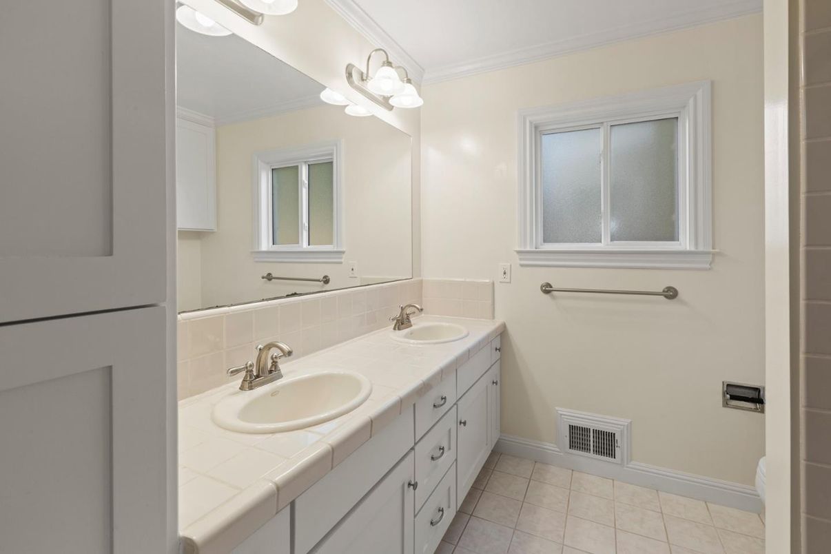 Bathroom, Dual Sink Vanities, Interior, Tile Countertops