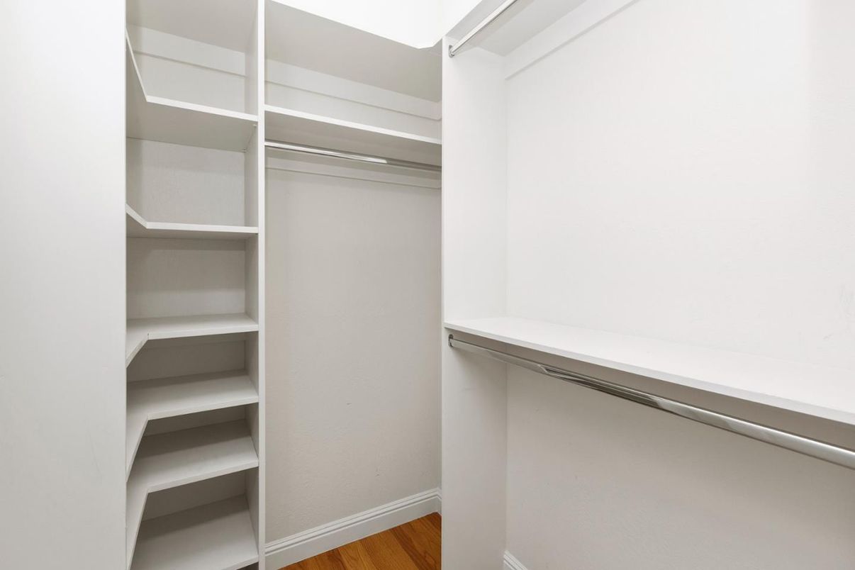Interior, Walk-in Closets