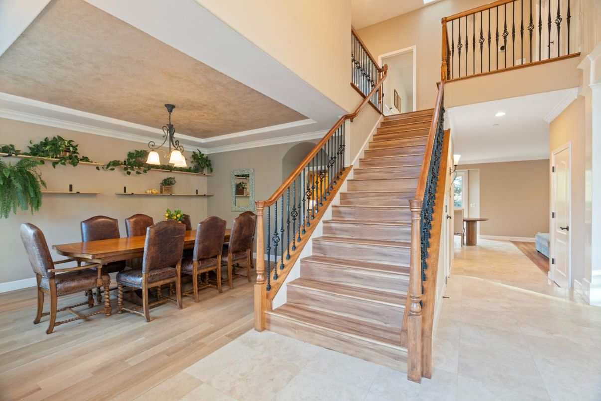 Dining room, Interior, Pendant Lights, Recessed Lighting, Wood Texture Flooring
