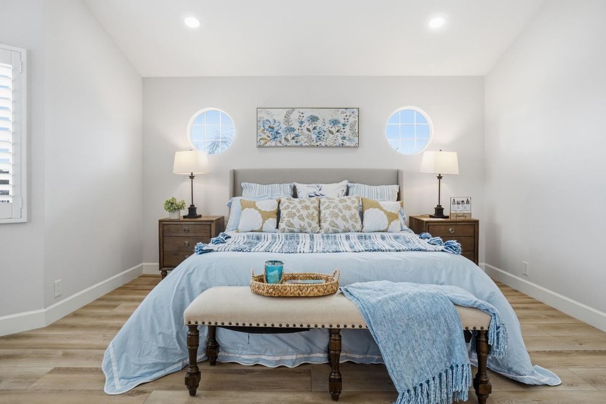 Bedroom, Interior, Recessed Lighting, Wood Texture Flooring