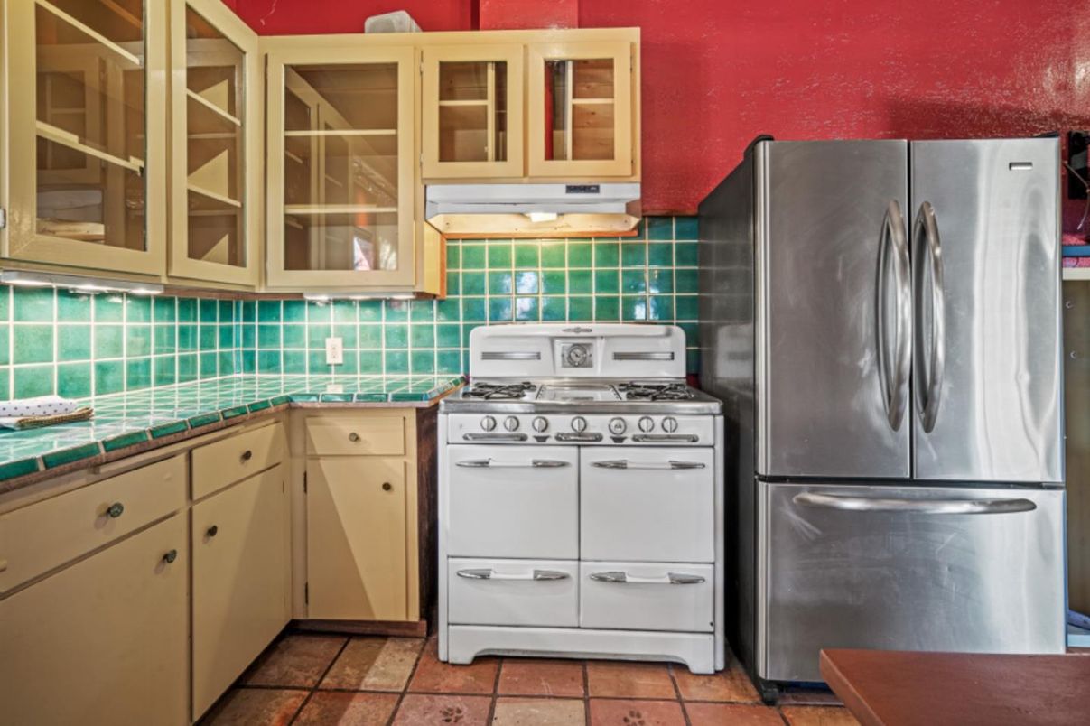 Interior, Kitchen, Tile Countertops