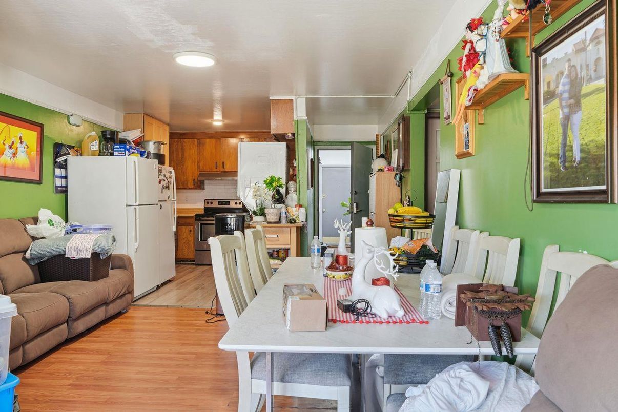 Dining room, Interior, Kitchen, Recessed Lighting, Wood Texture Flooring