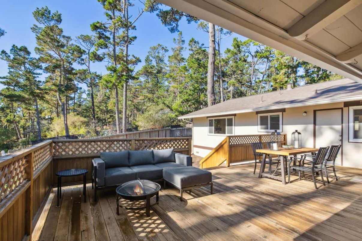 Exterior, Wood Texture Flooring