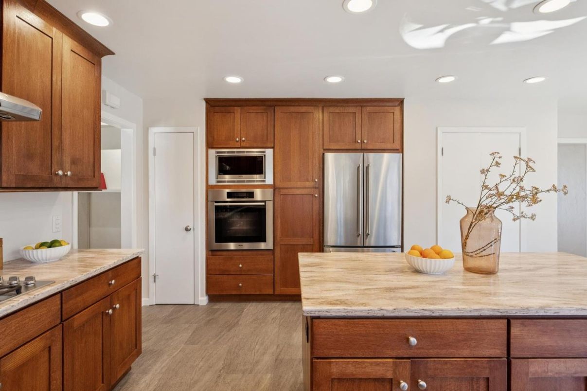 Interior, Kitchen, Recessed Lighting, Stainless Steel Appliances, Wood Texture Flooring