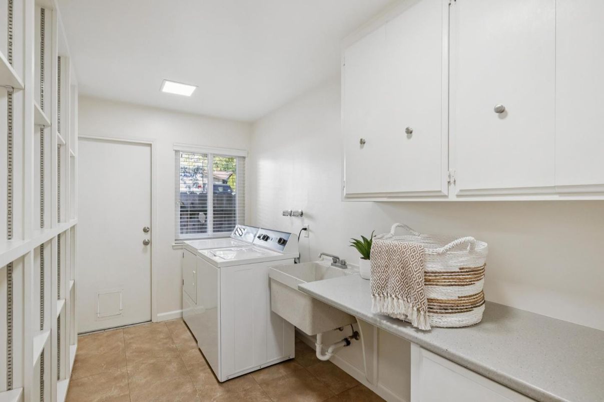 Interior, Recessed Lighting, Washer