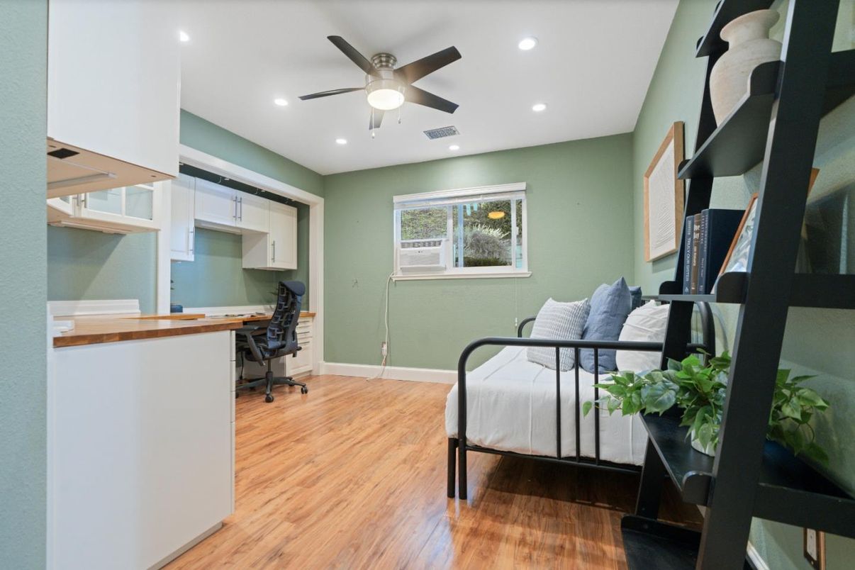 Bedroom, Home Office, Interior, Recessed Lighting, Wood Texture Flooring