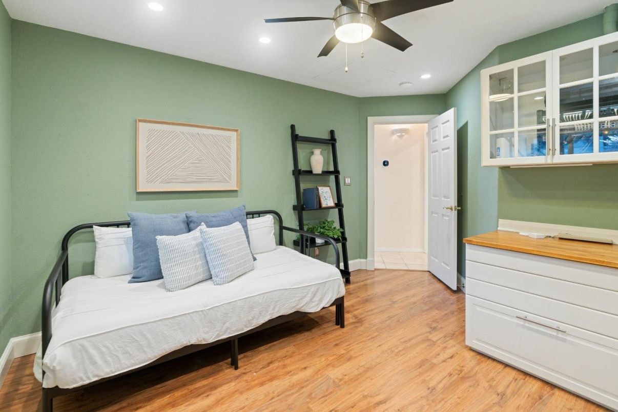 Bedroom, Interior, Recessed Lighting, Wood Texture Flooring