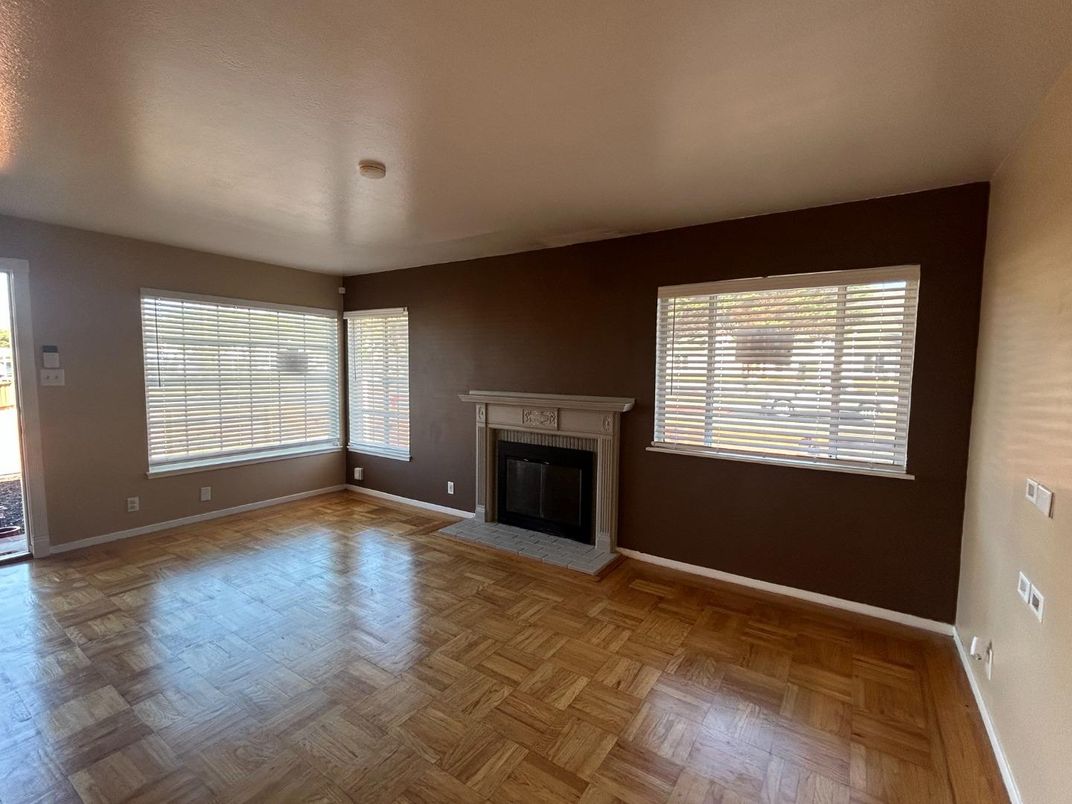 Empty room, Fireplace, Interior, Wood Texture Flooring