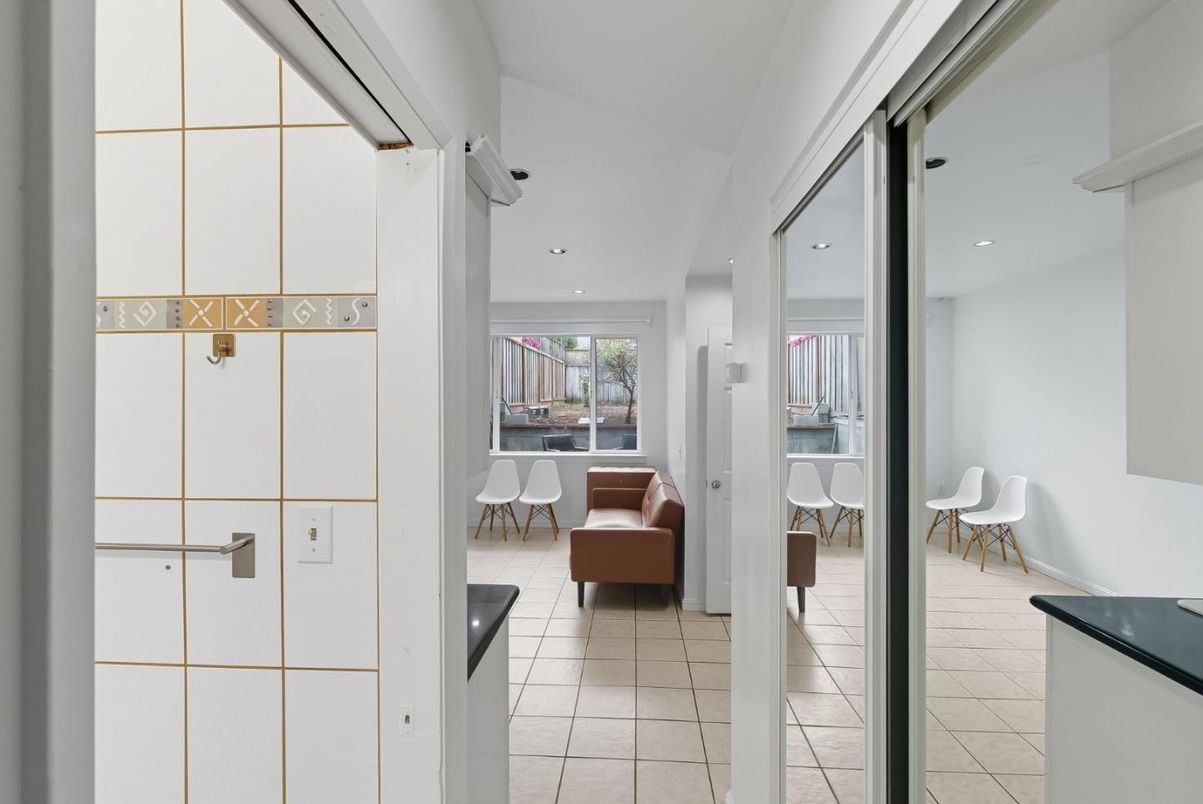 Dining room, Interior, Recessed Lighting