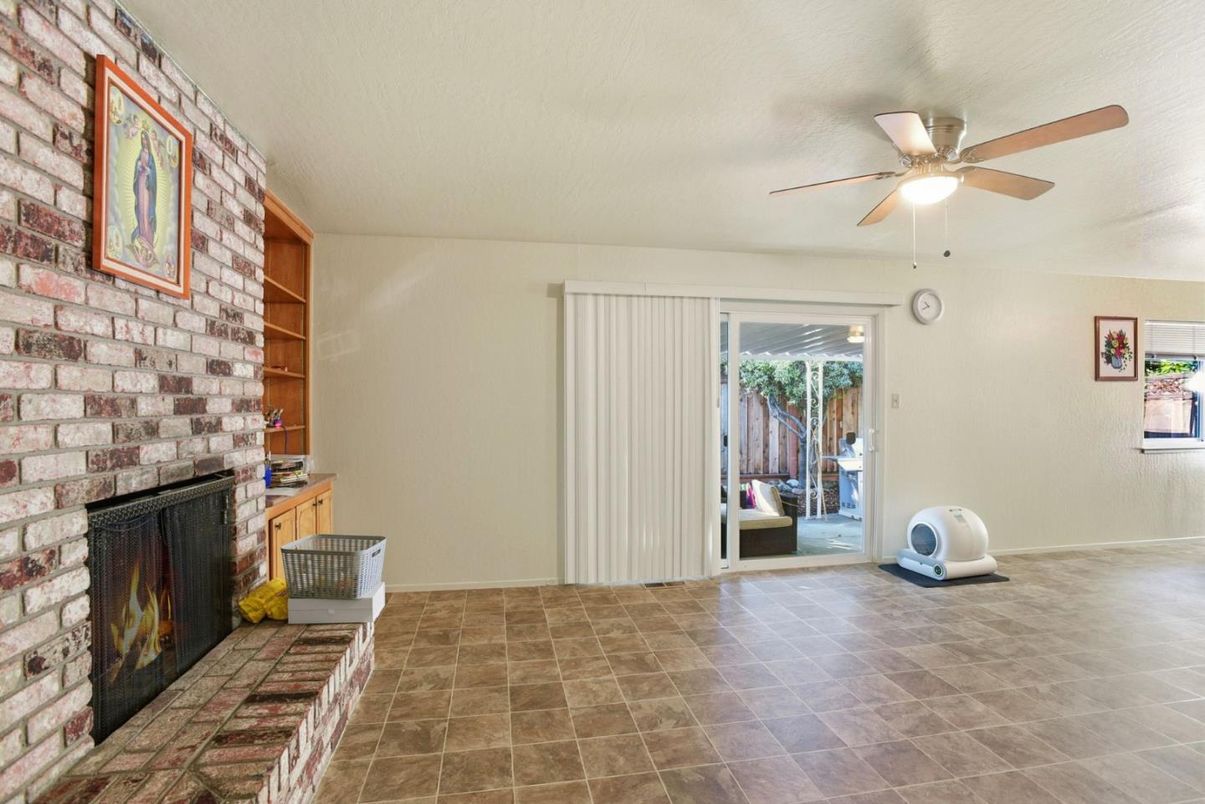 Empty room, Fireplace, Interior, Stone Walls