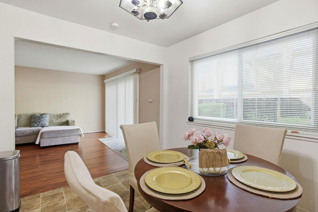 Chandelier, Dining room, Interior, Wood Texture Flooring