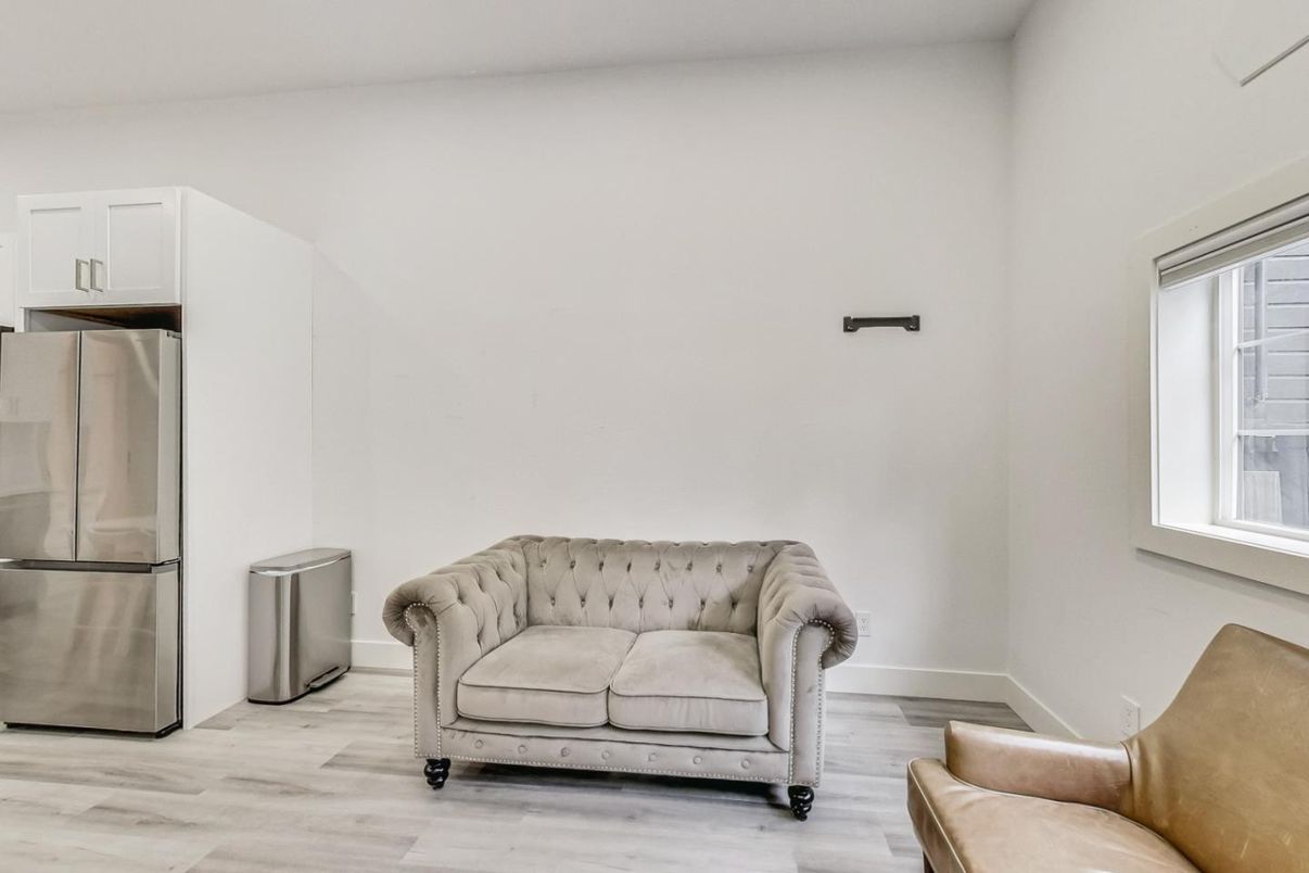 Interior, Stainless Steel Appliances, Wood Texture Flooring