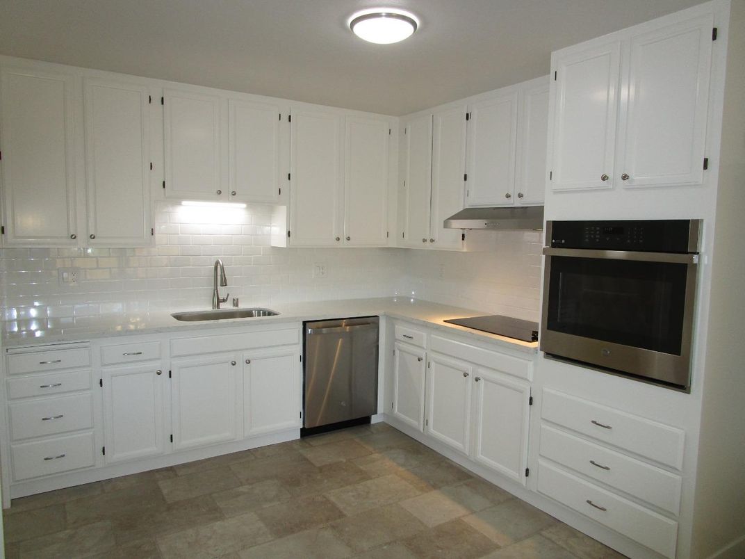 Interior, Kitchen, Stainless Steel Appliances