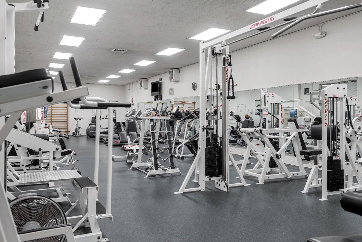 Fitness Equipment, Gym, Interior, Recessed Lighting