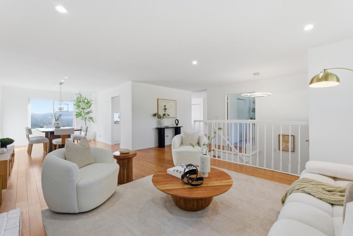 Dining room, Interior, Living room, Pendant Lights, Recessed Lighting, Wood Texture Flooring
