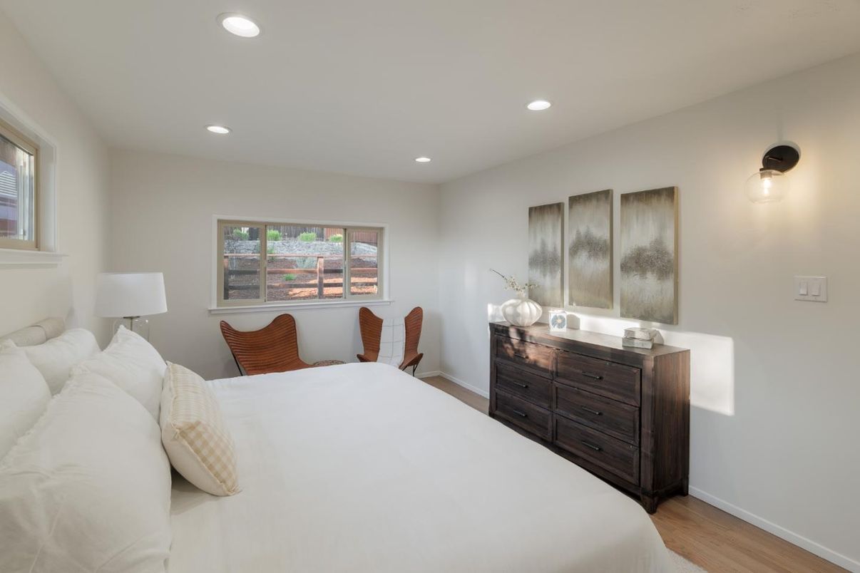 Bedroom, Interior, Recessed Lighting, Wood Texture Flooring