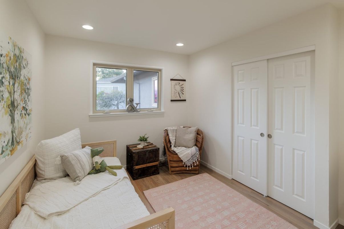 Bedroom, Interior, Recessed Lighting, Wood Texture Flooring