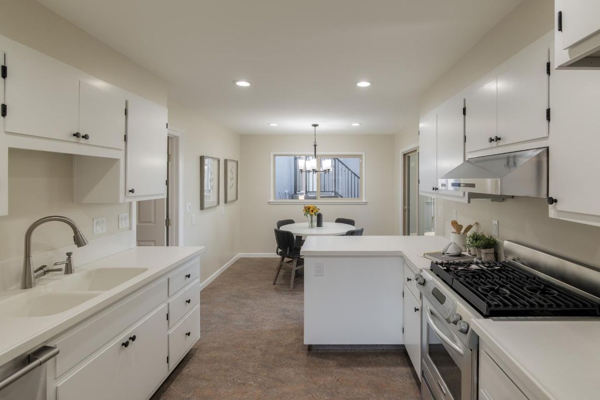 Chandelier, Dining room, Interior, Kitchen, Pendant Lights, Recessed Lighting