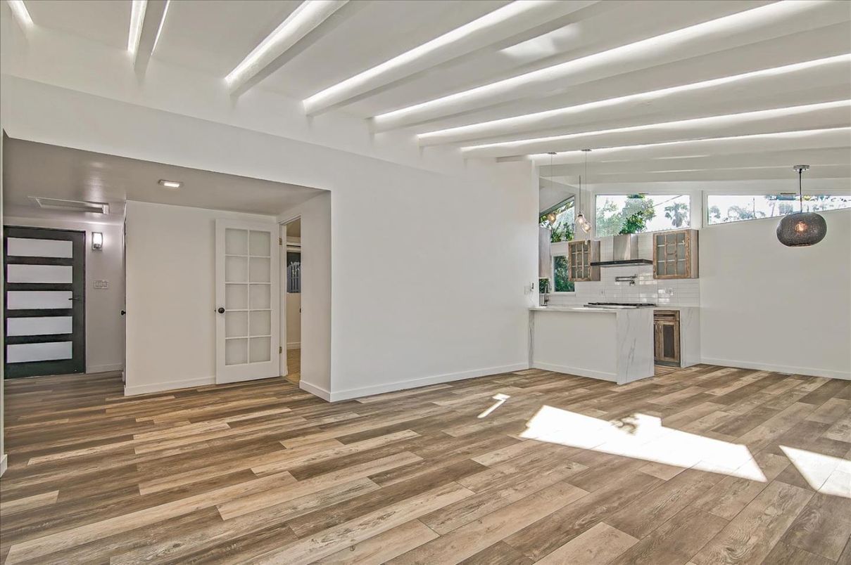 Interior, Kitchen, Pendant Lights, Wood Texture Flooring