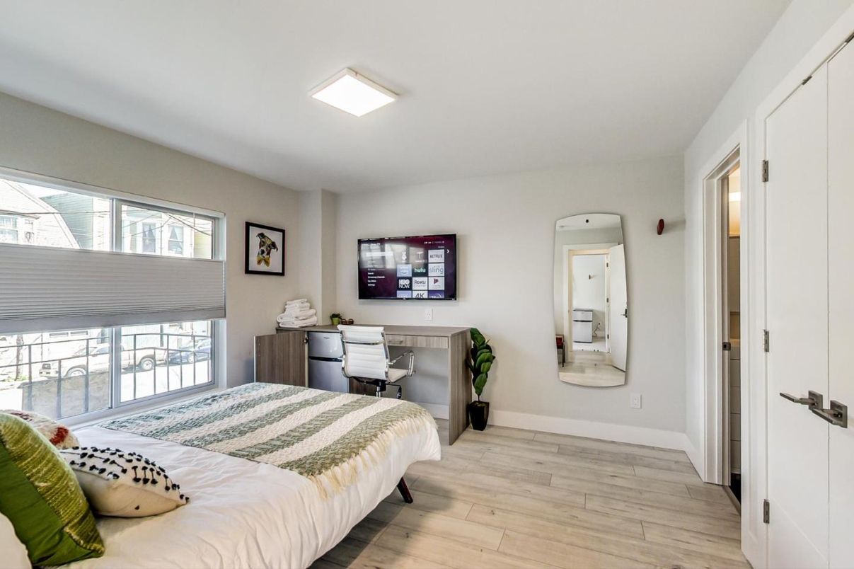 Bedroom, Home Office, Interior, Wood Texture Flooring