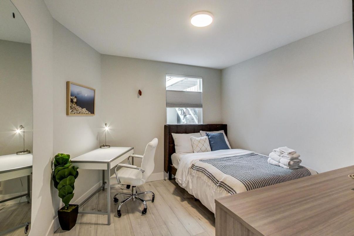 Bedroom, Home Office, Interior, Wood Texture Flooring