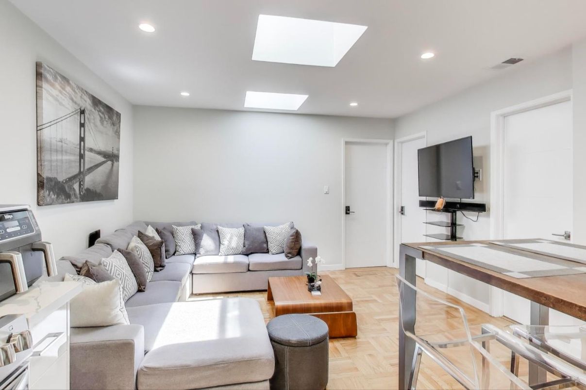 Interior, Living room, Recessed Lighting, Wood Texture Flooring