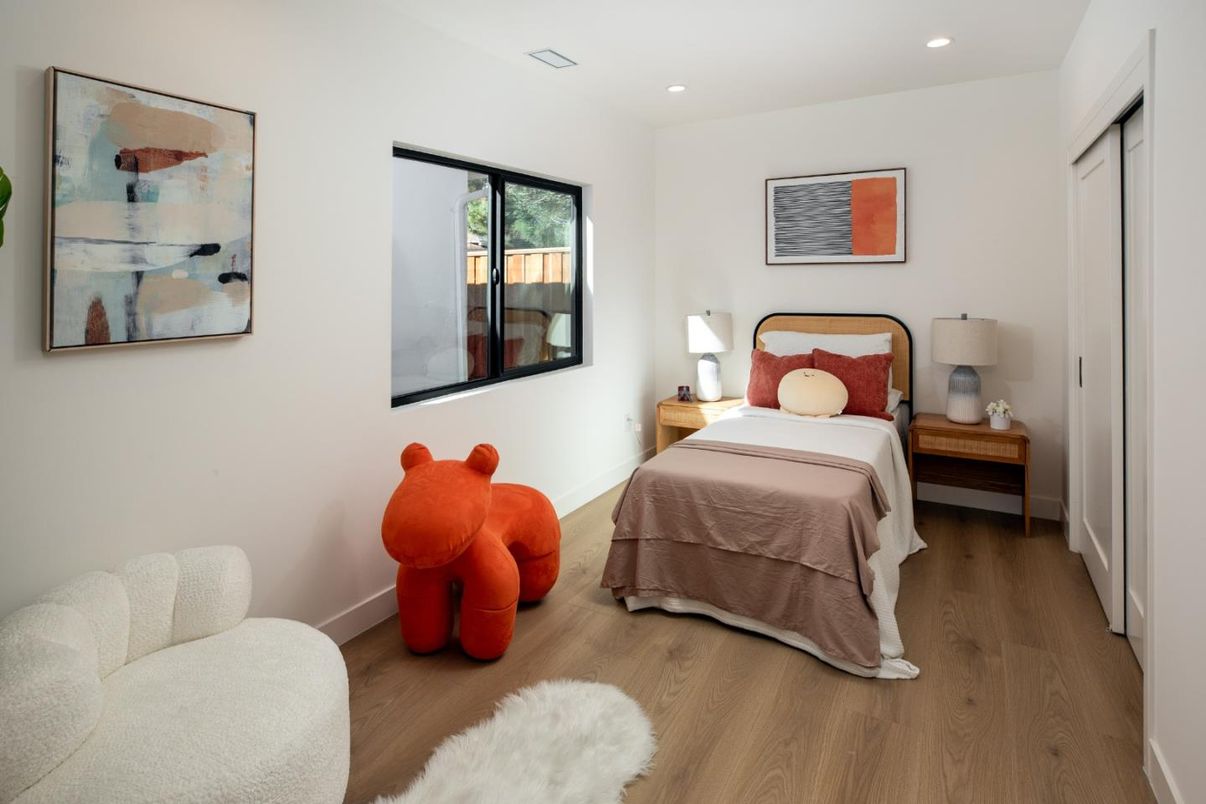 Bedroom, Interior, Recessed Lighting, Wood Texture Flooring