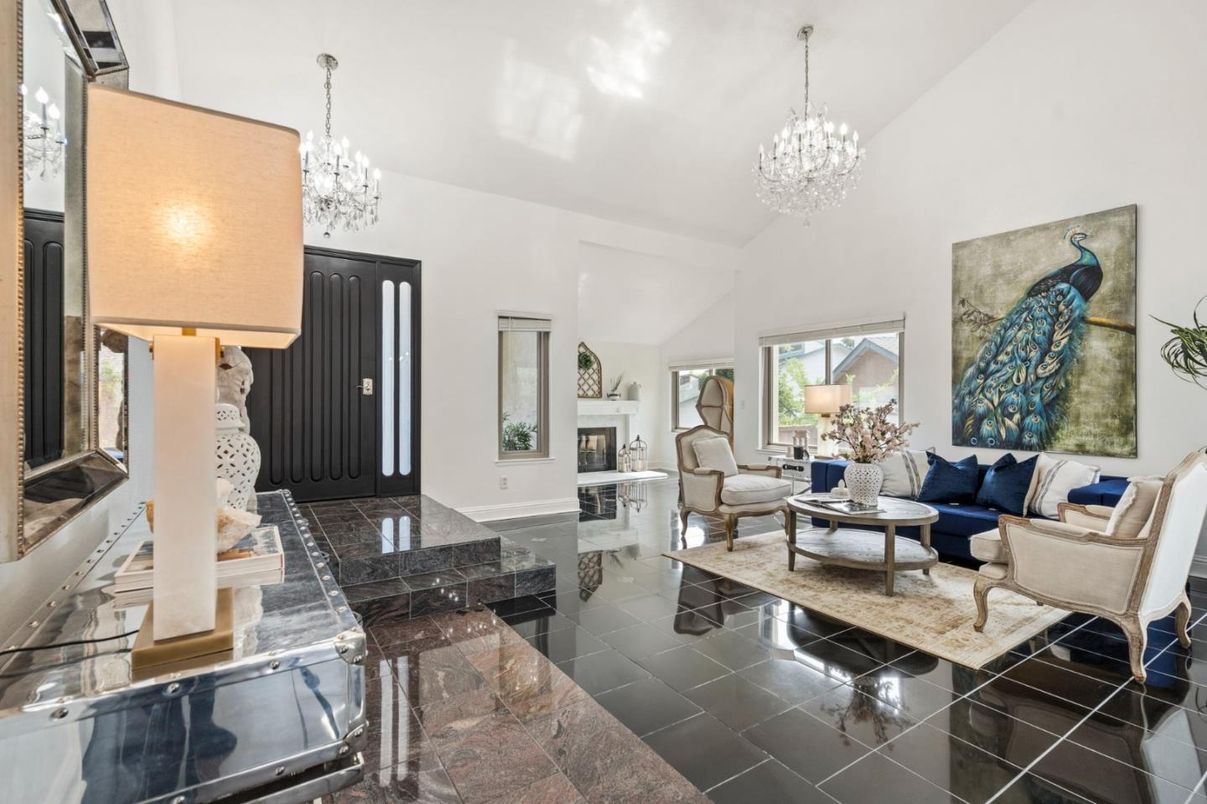 Chandelier, Fireplace, Interior, Living room