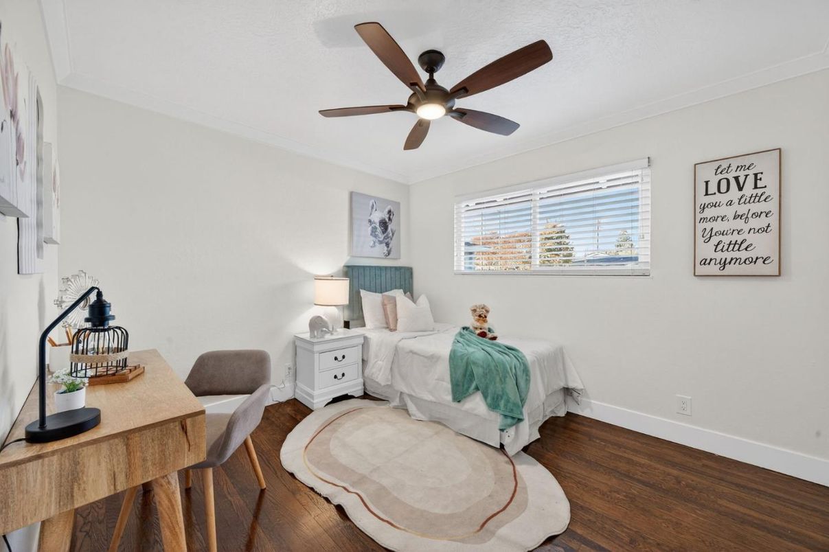 Bedroom, Home Office, Interior, Wood Texture Flooring