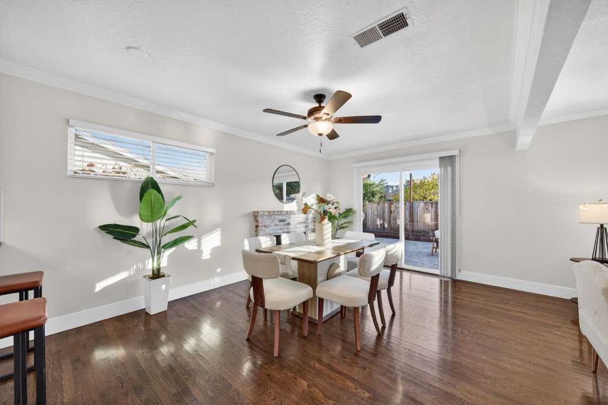 Dining room, Interior, Wood Texture Flooring