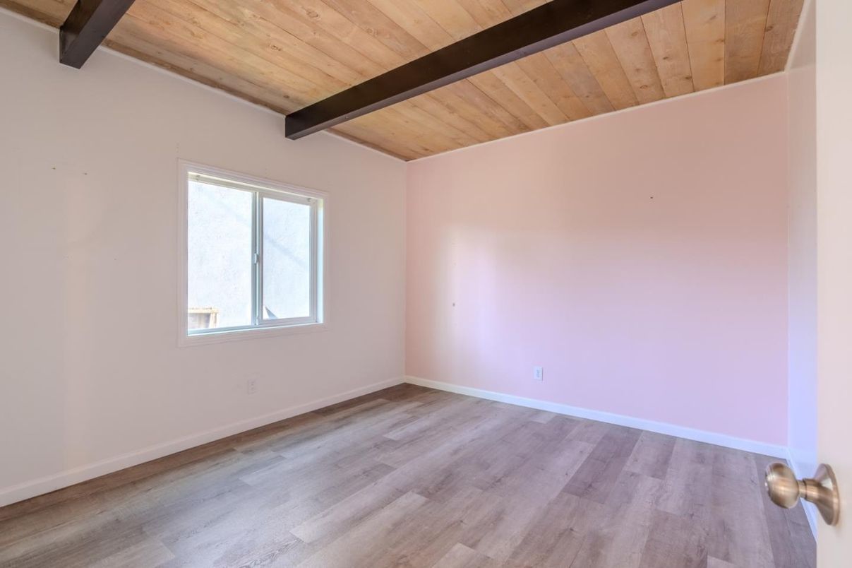 Empty room, Interior, Wooden Beams, Wooden Ceilings, Wood Texture Flooring