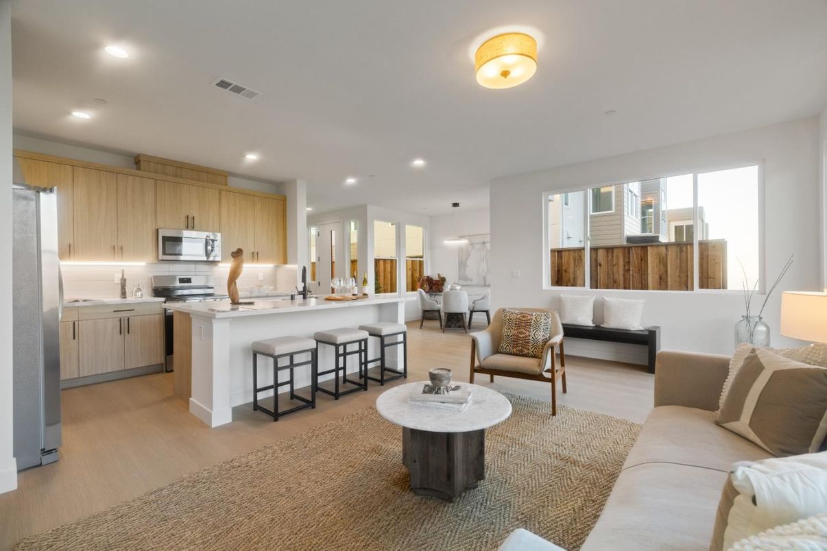 Dining room, Interior, Kitchen, Living room, Pendant Lights, Recessed Lighting, Stainless Steel Appliances, Wood Texture Flooring