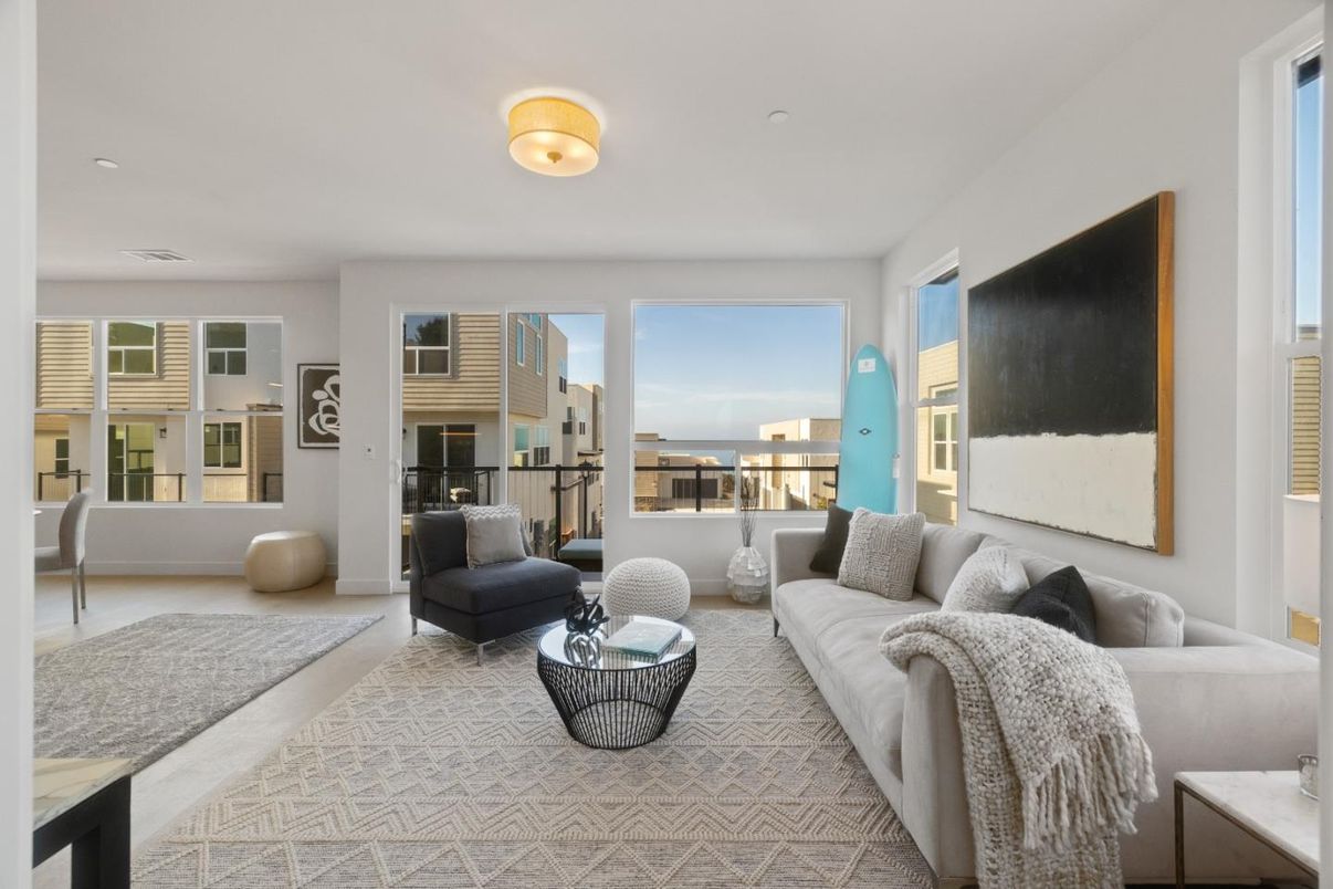 Interior, Living room, Water