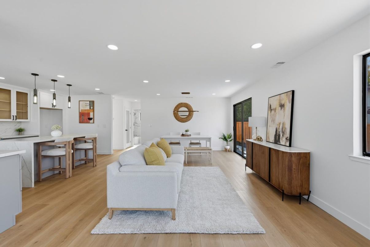 Dining room, Interior, Kitchen, Living room, Pendant Lights, Recessed Lighting, Wood Texture Flooring