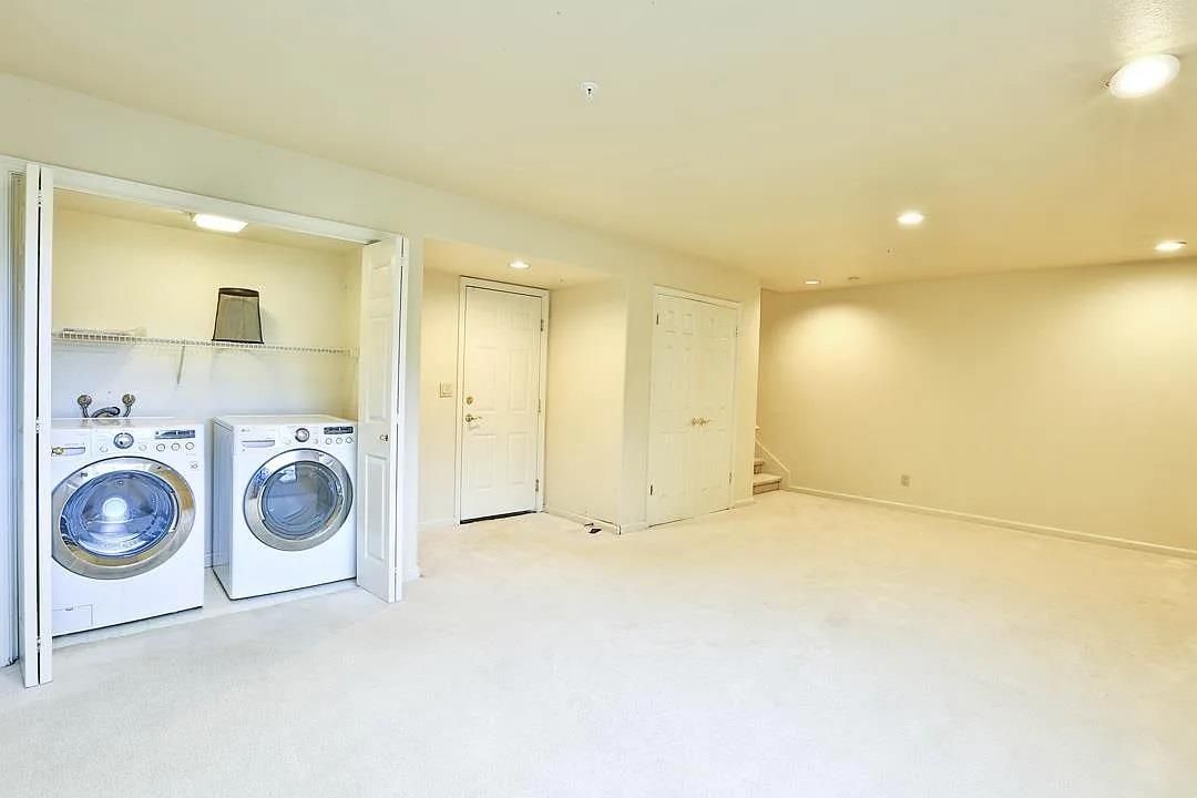 Empty room, Interior, Recessed Lighting, Washer
