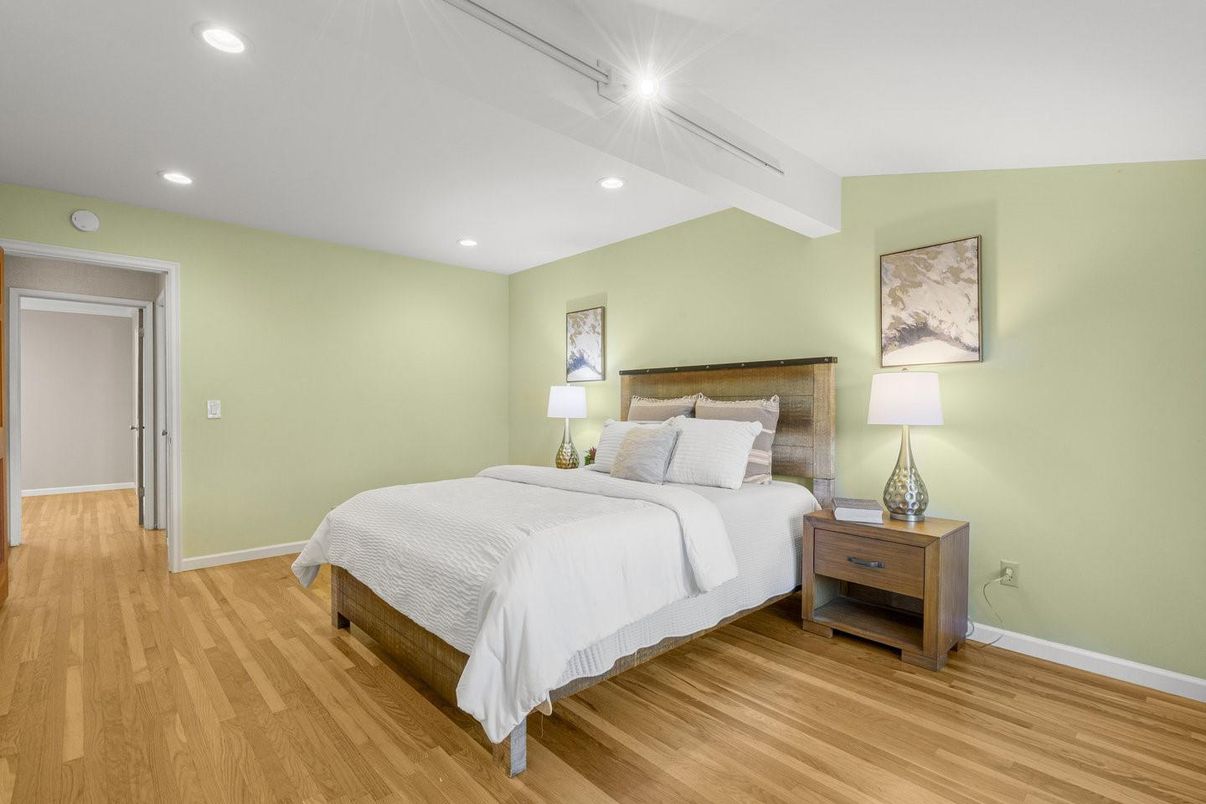 Bedroom, Interior, Recessed Lighting, Wood Texture Flooring