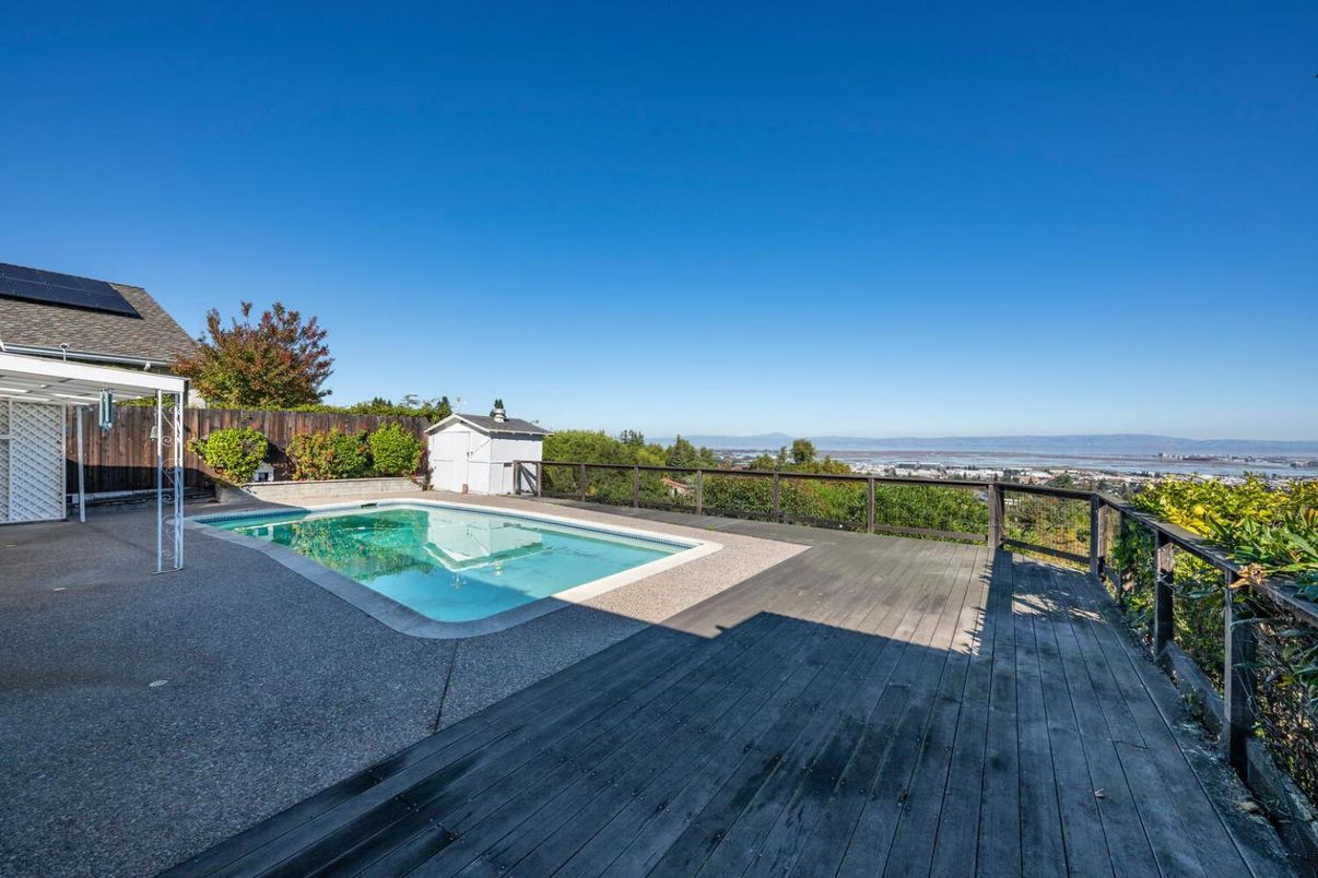 Exterior, Pool, Solar Panels, Water