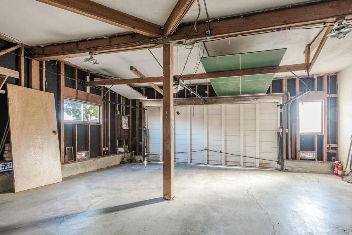 Interior, Wooden Beams