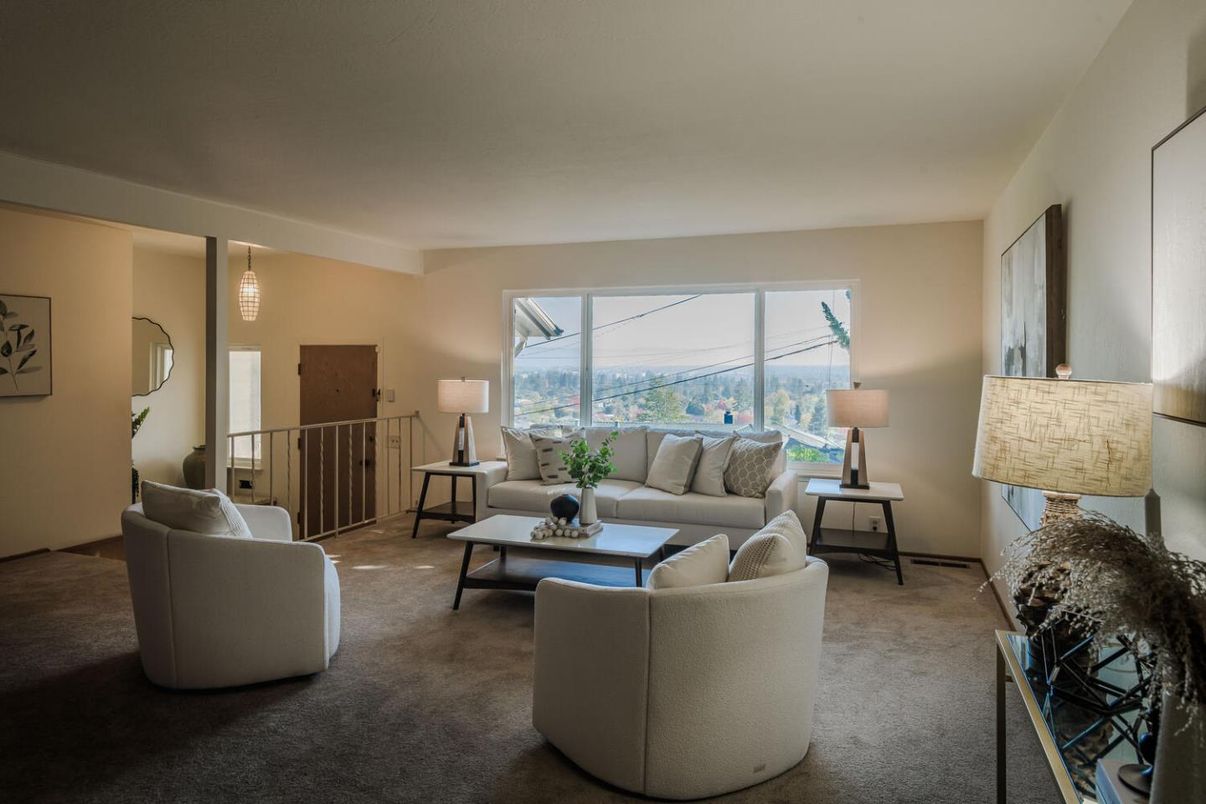 Interior, Living room, Pendant Lights