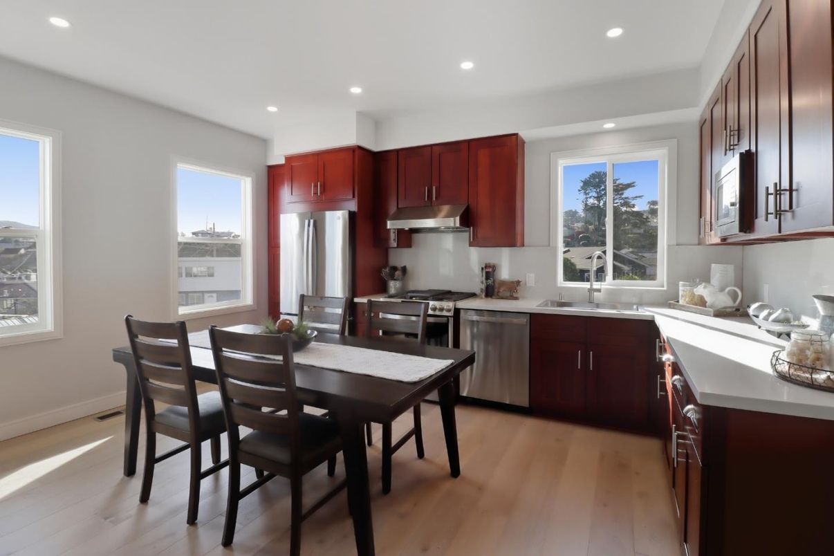 Dining room, Interior, Kitchen, Recessed Lighting, Stainless Steel Appliances, Wood Texture Flooring