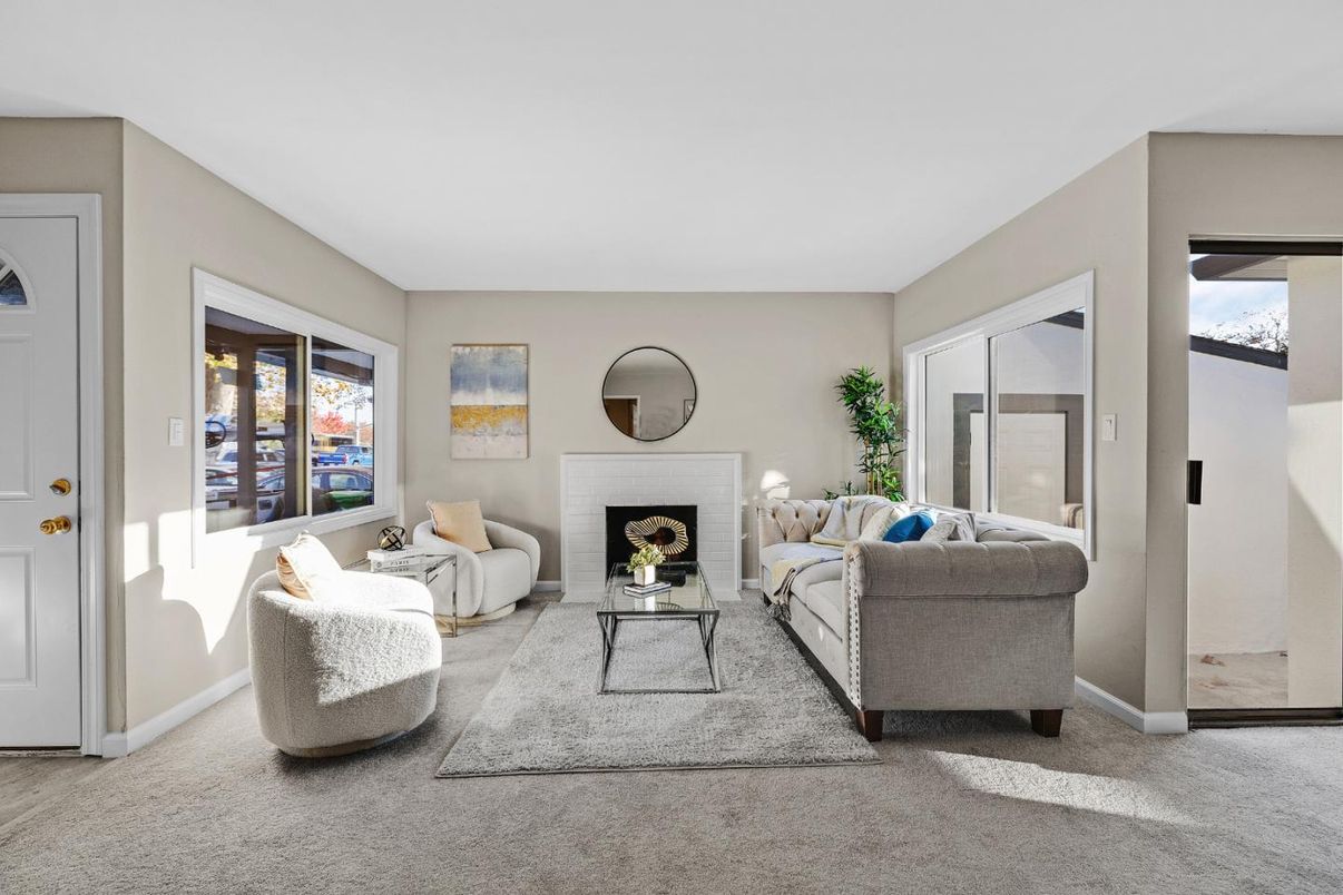 Fireplace, Interior, Living room